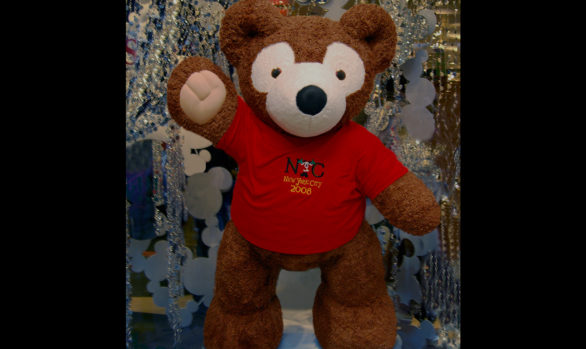 oversized prop of giant bear wearing red tshirt for new york city nyc